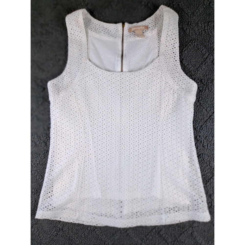 Banana Republic Women's Size 4 White Eyelet Lace Shell Top Sleeveless Back Zip